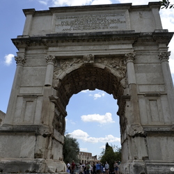 20-L Arc de Titus